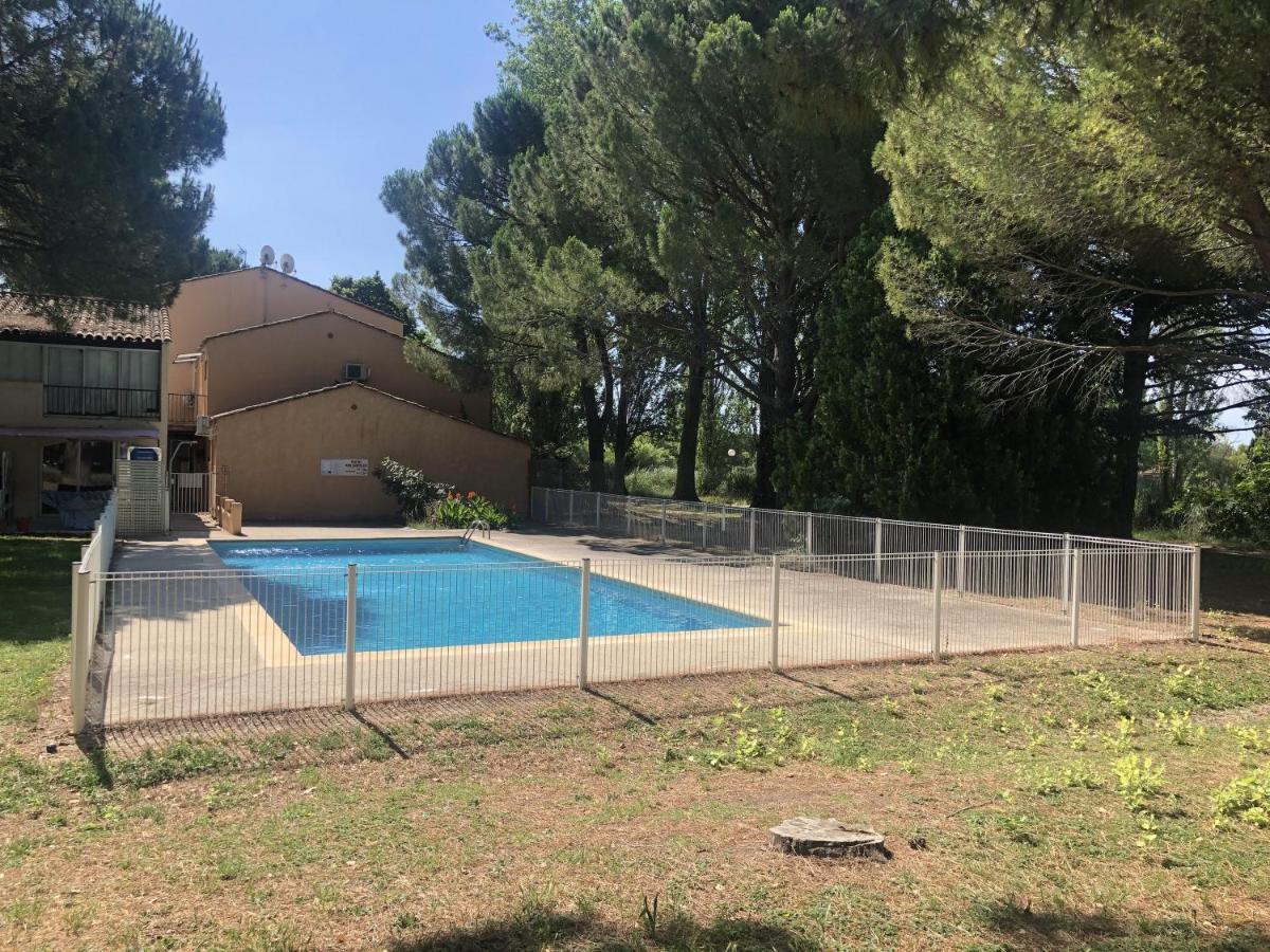 Appartement 239 Les Salicornes Αρλ Εξωτερικό φωτογραφία